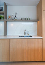 Maatwerk interieur met luxe kasten-fehres-badkamermeubel op maat,garderobekast op maat,keukenkasten op maat,maatwerk opbergruimte,maatwerkkasten,moderne woning,slaapkamerkast op maat-OBLY