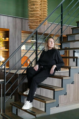 Maatwerk interieur met open keuken en trap-Nuevo Interior Design-loft,open keuken,stalen trap,Woonkamer-OBLY