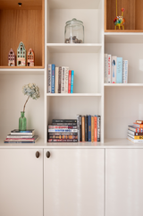 Maatwerk kasten met massief eiken details-fehres-design kast,eiken kast,interieur maatwerk,kastenwand op maat,maatwerk meubel,opbergkast op maat-Maatwerk kasten met eiken details | Fehres-OBLY