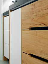 Maatwerk keuken met olijfhout en witte fronten-voermans-badkamermeubel,Houten keuken,Maatwerk interieur,maatwerk keuken,witte keuken-OBLY