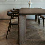 Massief Houten Eettafel | Modern Design & Tijdloze Uitstraling-Lijn M-eettafel,houten tafel,maatwerk meubel,massief houten eettafel,moderne eettafel-OBLY