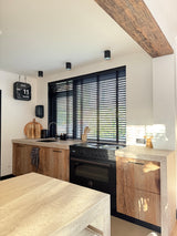 Massief houten keuken met keramisch werkblad-Robuust-barnwood-keuken,design-keuken,eiken-keuken,hout,houten-keuken,Interieur,keramisch-werkblad,Keuken,keuken-inspiratie,keuken-op-maat,maatwerk-keuken,massief-houten-keuken,moderne-keuken,robuuste-keuken-OBLY