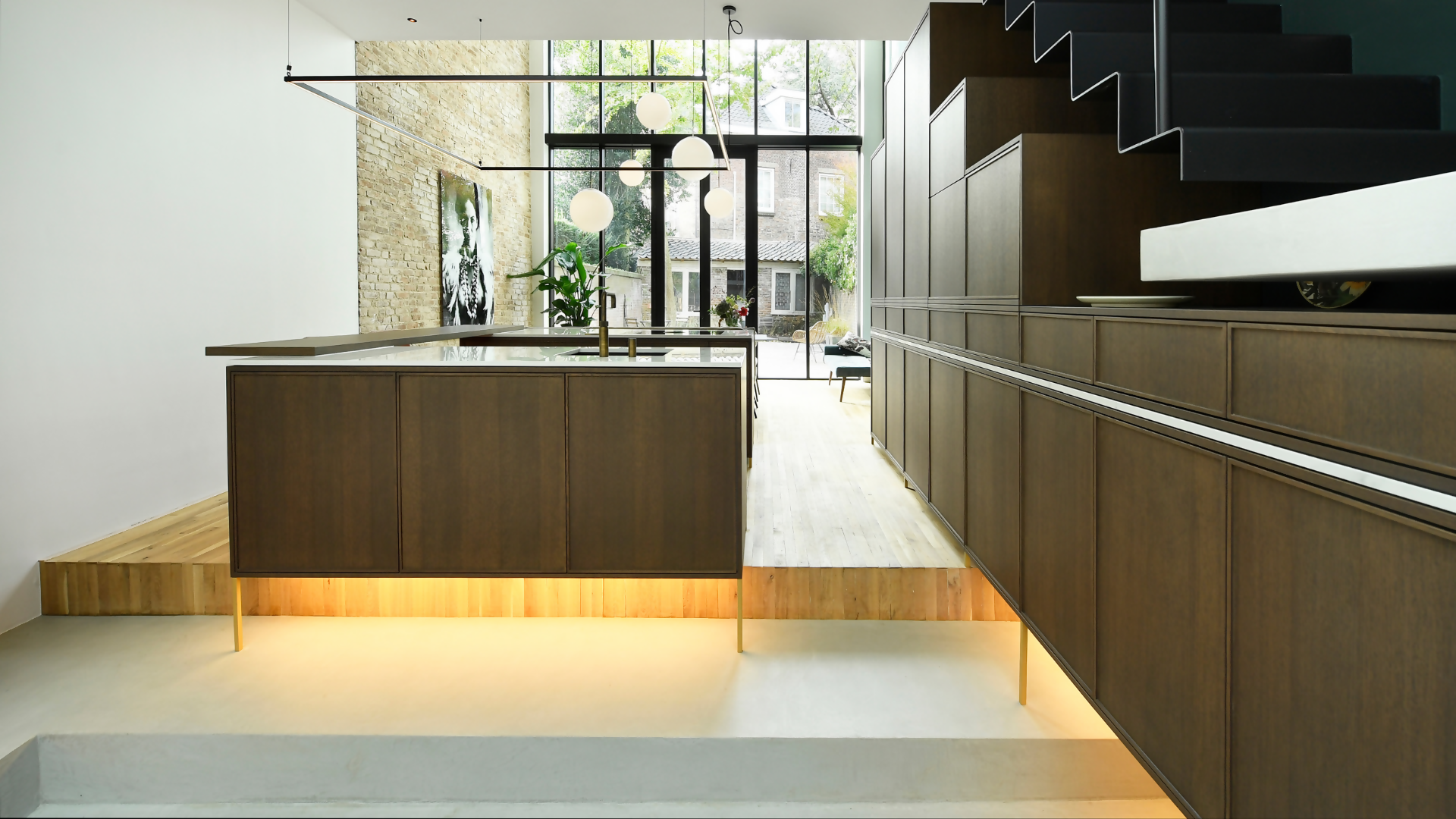 Microcement voor overal in huis-Motion gietvloeren-betonlook vloer,Gietvloer,Loft,microcement badkamer keuken woonkamer,microcement vloer,microcement wanden,moderne interieurafwerking,Motion Concrete Quartz,onderhoudsvriendelijke vloer,waterdichte vloer,Woonkamer-Microcement voor overal in huis-OBLY