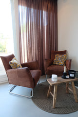 Modern interieur met gietvloer, staal en warme houtaccenten-Berkers Vloeren-Eetkamer,Gietvloer,Keuken,modern interieur,stalen deuren-Modern interieur met gietvloer, staal en hout | OBLY-OBLY
