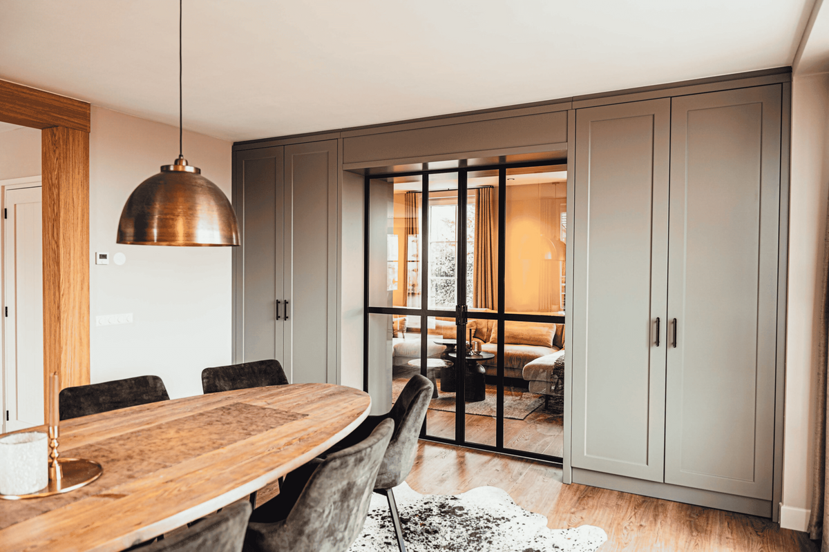 Modern maatwerk interieur met warme accenten-struijkinterieur-Keuken-Volledige Woninginrichting op Maat -OBLY