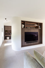 Modern warm interieur met maatwerk hout en luxe keuken-BINTH Interieurontwerp-interieur ontwerp woning,keuken interieur,luxe keuken ontwerp,modern interieur,warm interieur,woonkamer interieur-Modern warm interieur met maatwerk keuken-OBLY