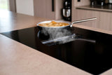 Moderne Eilandkeuken met Houten Accenten-OBLY-Keuken-OBLY