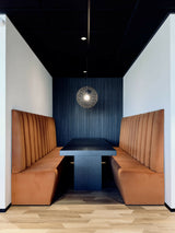 Moderne Kantoorruimte met Designaccenten-L4 Elvire-woonkamer-Herinrichting Moderne Kantoorruimte met Design Tapijt & Glazen Wanden-OBLY