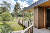 Moderne Villa in het Bos | Duurzame Architectuur met Hout & Glas-Prowood-duurzame villa,Exterieur,Exterieur vrijstaand,houten villa,moderne architectuur woning,moderne villa,villa,villa in het bos,villa met hout en glas,villa met veel glas-Moderne Villa in het Bos | Architectuur met Hout & Glas-OBLY