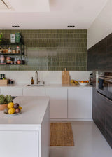 Moderne Villa met Luxe Interieur-OBLY-Moderne Villa | Stijlvolle 70’s Update door OH Studi-OBLY