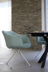 Moderne design vloer in minimalistisch interieur-Berkers Vloeren-buitenmeubelen,modern interieur,modern wonen,natuurlijke materialen,tijdloos interieur,Vloeren-Moderne vloer in rustig interieur-OBLY