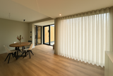 Moderne gezinswoning met open indeling-Bureau Kemps Architecten-woonkamer-Radicale openheid en verbonden leefruimtes in een familiewoning-OBLY