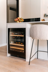 Moderne maatwerk keuken met afgerond kookeiland-studio stylez-afgerond-kookeiland,design-keuken,keukenontwerp,lichte-keuken,maatwerk-keuken,minimalistisch,moderne-keuken,moderne-woning,open-leefruimte-Moderne maatwerk keuken met kookeiland-OBLY