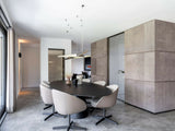 Moderne maatwerkkeuken met kookeiland-kap.studio-Keuken-OBLY