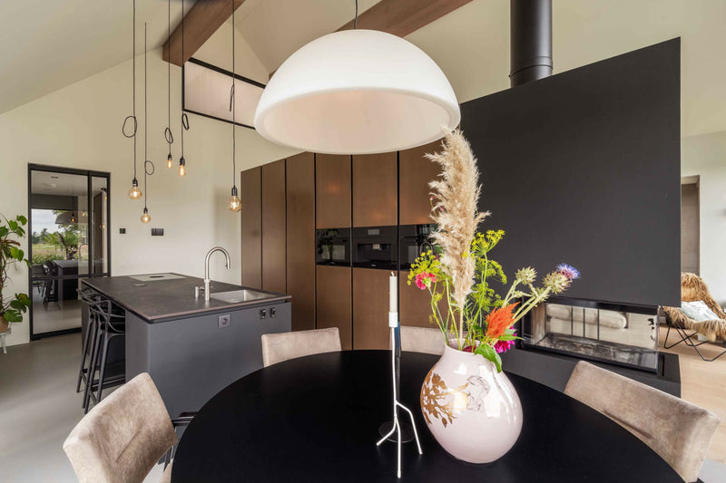 Moderne schuurwoning-BLIZ InteriorDesign-Woonkamer-Strak & Warm Interieur voor een Schuurwoning-OBLY