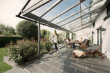 Moderne serre als verlengstuk van de woning-Goes serres-glazen aanbouw,licht interieur,moderne serre,serre inspiratie,Tuinkamer,tuinzicht,wonen en buitenleven,woninguitbreiding-OBLY