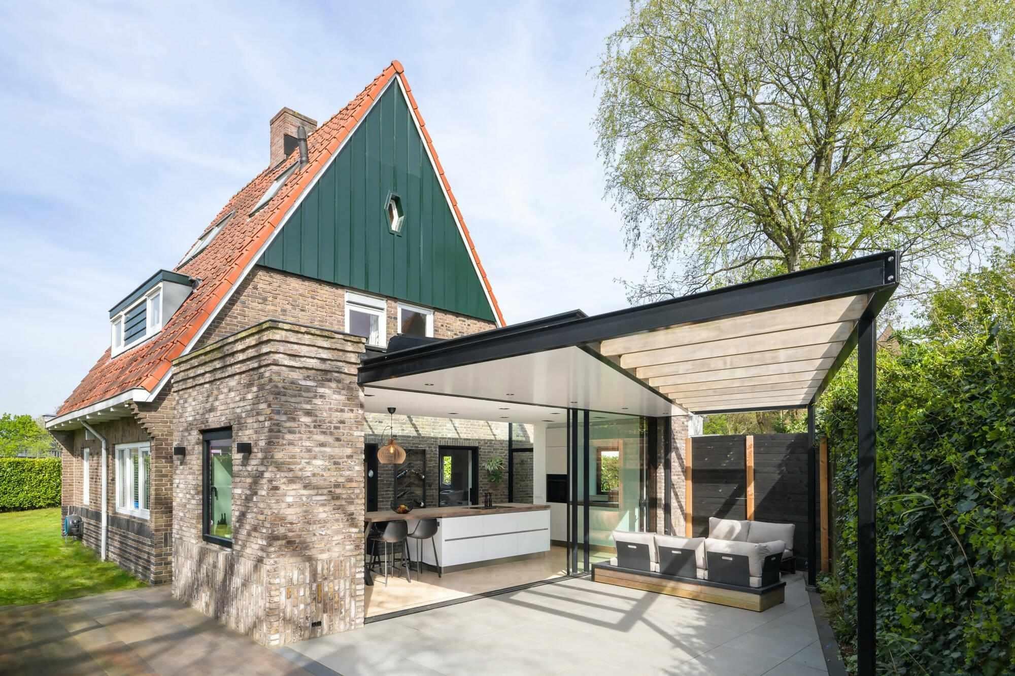 Moderne uitbreiding jaren 30 monument-JAREN 30 ARCHITECT-Aanbouw,Eetkamer,Exterieur,Keuken,Slaapkamer-Moderne uitbreiding jaren 30 monument-OBLY