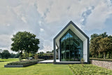 Moderne villa met prachtig uitzicht-B-TOO-Exterieur-Moderne villa met prachtig uitzicht-OBLY