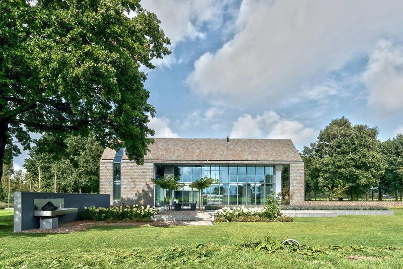 Moderne villa met prachtig uitzicht-B-TOO-Exterieur-Moderne villa met prachtig uitzicht-OBLY