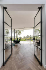 Moderne woning in Bergen op Zoom met glazen schuifpuien-KELLER minimal windows® by Kumasol-aluminium kozijnen,binnen buiten wonen,Exterieur,Glasdesign,glasspecialist,glazen schuifpui,luxe woning,moderne architectuur,moderne villa,open leefruimte,veel daglicht,villa met zwembad-Moderne woning Bergen op Zoom met glazen schuifpui-OBLY