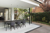 Moderne woning in Den Haag met glazen uitbouw-KELLER minimal windows® by Kumasol-aluminium kozijnen,binnen buiten verbinding,Exterieur,glazen uitbouw,luxe woning,moderne villa den haag,open leefruimte,strakke architectuur,veel daglicht,villa renovatie-Glazen uitbouw woning Den Haag | KELLER minimal windows-OBLY