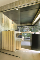 Moderne woning in Zundert met grote glazen schuifpui-KELLER minimal windows® by Kumasol-aluminium kozijnen,Exterieur,glazen schuifpui,moderne architectuur,moderne villa,nieuwbouwwoning,open leefruimte,strakke woning,veel daglicht-Moderne woning Zundert met glazen schuifpui | KELLER-OBLY
