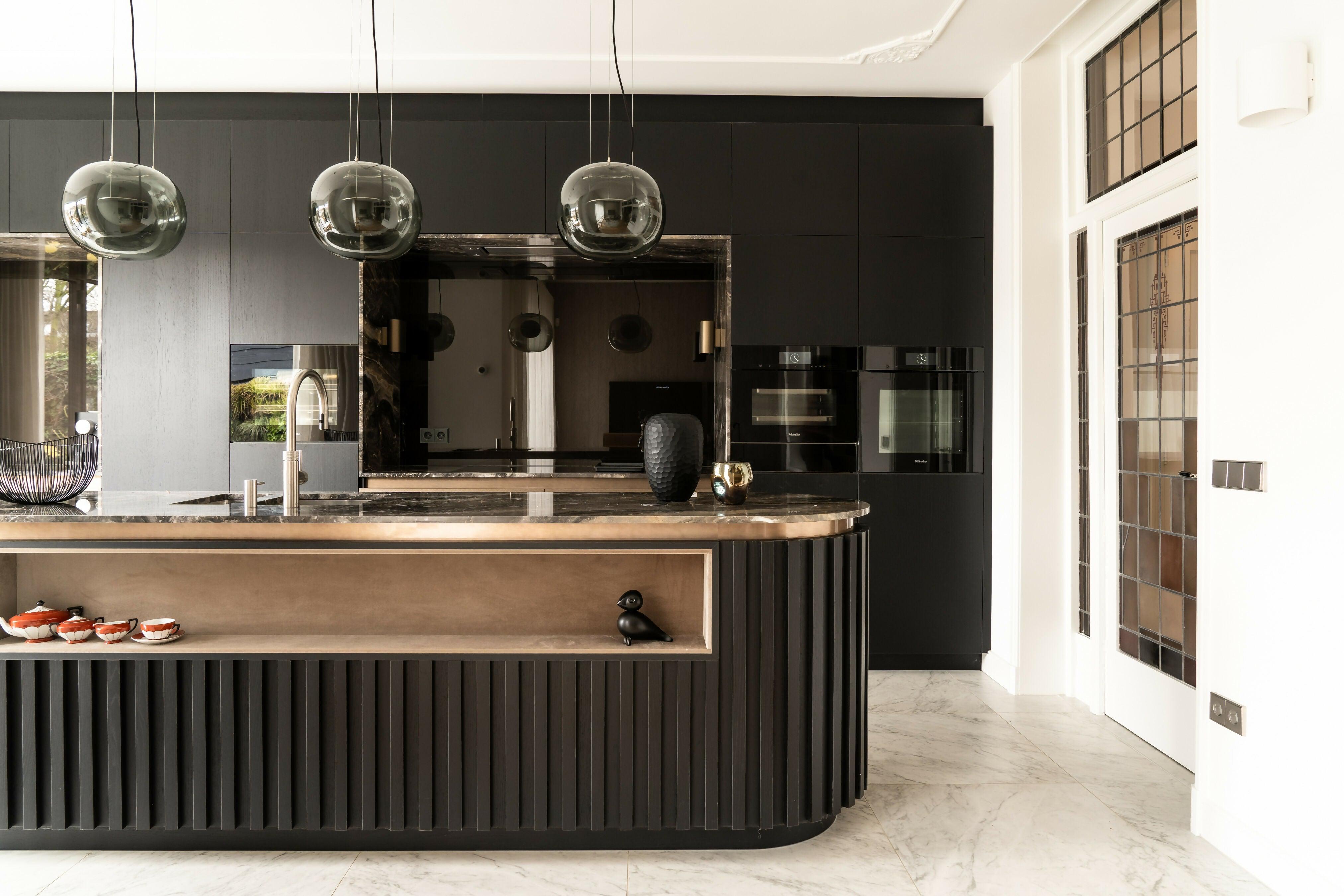 Monumental Building Nieuw Klassiek-JUDITH INTERIOR DESIGN STUDIO-Elegant wonen,Historisch pand,Interieur inspiratie,Klassiek modern,Luxe interieur,Monumentaal,Monumentaal gebouw,Monumentale renovatie,Nieuw klassiek interieur-Monumental Building-OBLY
