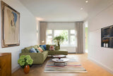 Mooi interieur met blauwe tinten-FOAM Architecten-lichte woonkamer interieur,moderne woning renovatie,moderne woonkamer,open woonkamer met keuken,Woonkamer,woonkamer met grote ramen-Mooi interieur met blauwe tinten-OBLY