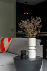 Multifunctionele loung & werkruimte-MIND interieur architectuur-interieur met stalen deuren,loungruimte interieur,luxe kitchenette,luxe thuiswerkplek,maatwerk kastwand,maatwerk meubelwand,maatwerk werkruimte,modern souterrain,multifunctioneel interieur,souterrain interieur,stalen schuifdeuren,thuiswerkplek inspiratie,Woonkamer,zit sta bureau-Multifunctionele loung & werkruimte-OBLY