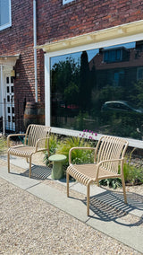 Natuurlijke stadstuin met organische beplanting-The Green Fix-biodiverse tuin,duurzame tuin,grindpad tuin,groene tuin,natuurlijke beplanting,natuurlijke stadstuin,onderhoudsvriendelijke tuin,organische tuin,siergrassen,stadstuin,staptegels tuin,The Green Fix,vaste planten-Natuurlijke stadstuin met organische beplanting | The Green Fix-OBLY
