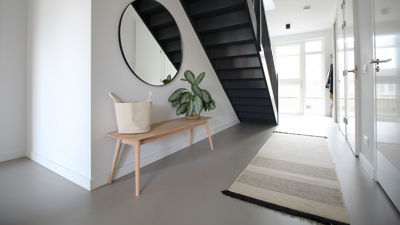 Oersterke microcement in gerenoveerde woning-Motion gietvloeren-Gietvloer,Microcement,rennovatie-Oersterke microcement in gerenoveerde woning-OBLY