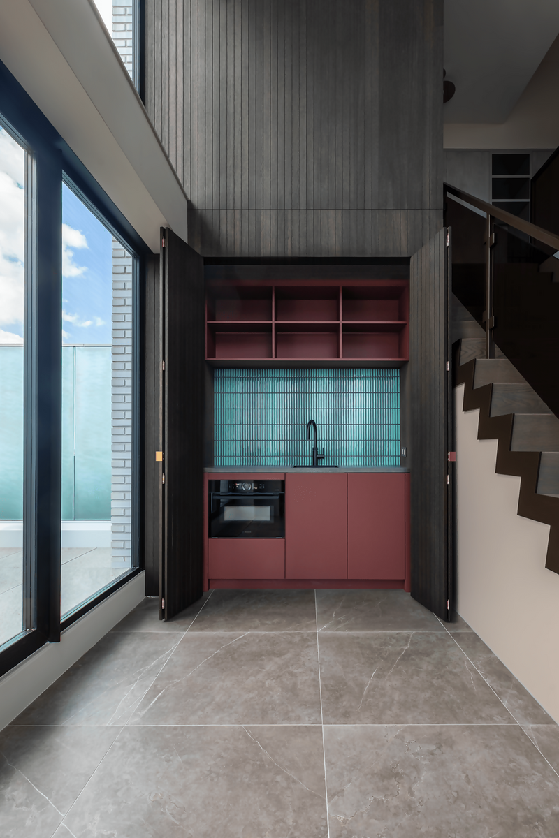 Prachtig penthouse met adembenemend uitzicht-B-TOO-Woonkamer-Prachtig penthouse met adembenemend uitzicht-OBLY