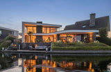 Prachtige moderne villa aan het water-Baas architecten-Exterieur-Prachtige moderne villa aan het water-OBLY