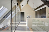 Project Berkers-Berkers Vloeren-Berkers Vloeren,betonlook vloer,designvloer,gietvloer woning,Grigio di Base,luxe woonhuis,moderne woonbeton vloer,naadloze vloer,Venetiaans woonbeton,vloer renovatie,vloer verbouwing,woonbeton keuken,woonbeton vloer,woonbeton Waalre,woonbeton woonkamer-Woonbeton vloer Grigio di Base in woonhuis Waalre-OBLY