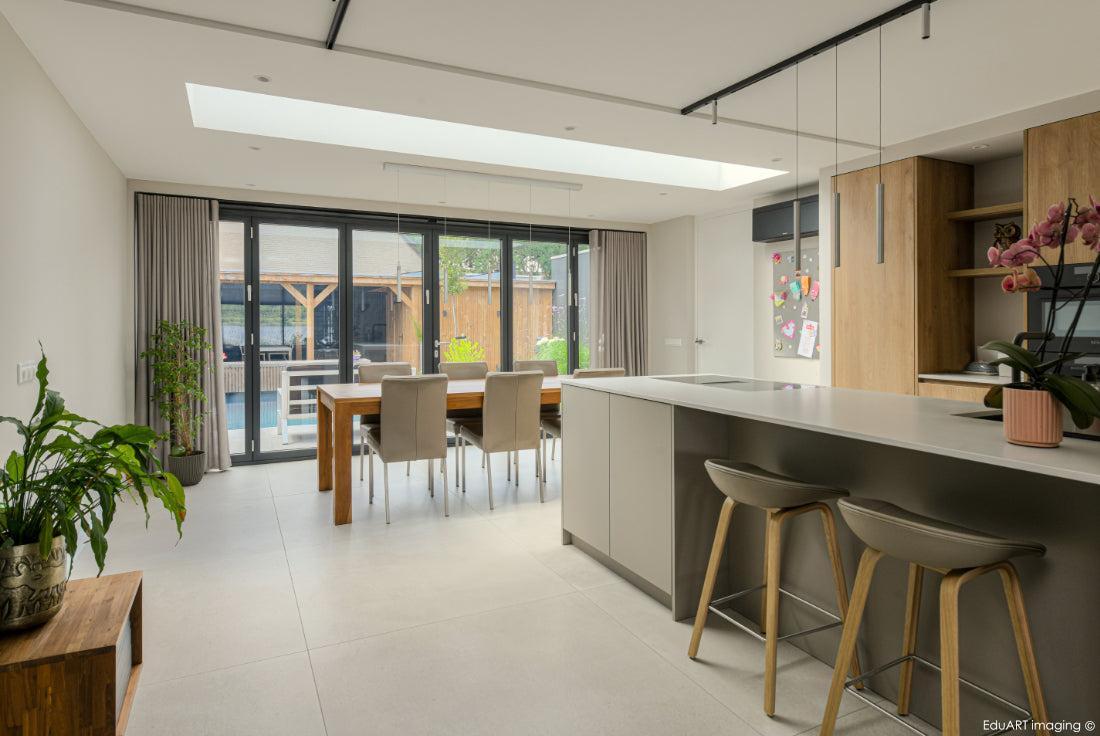 RENOVATIE, AANBOUW EN DAKOPBOUW JAREN ’90 WONING-lab-R-aanbouw woning,dakopbouw woning,jaren 90 woning verbouwen,luxe badkamer renovatie,moderne woonkeuken,woning renovatie,woning uitbreiding-Renovatie, aanbouw en dakopbouw jaren 90 woning-OBLY
