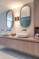 Renovatie gedateerde jaren 70 woning-Studio Thirty Two-Interieur-Modern maatwerk interieur | Luxe keuken en woonkamer-OBLY