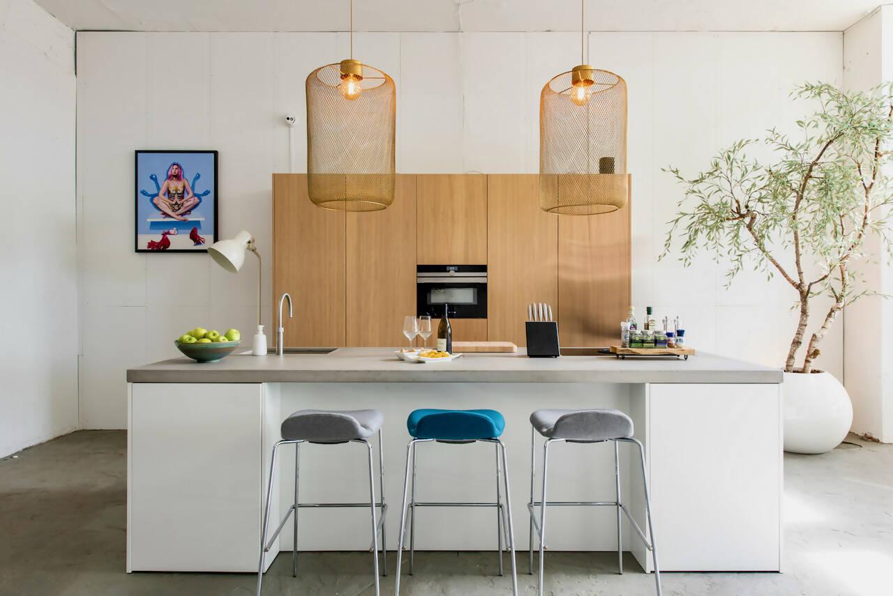 Ruime keuken met kookeiland-NEWLOOK KEUKENS-Keuken-Ruime keuken met kookeiland-OBLY