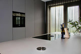 Ruime leefkeuken met wit kookeiland-NEWLOOK KEUKENS-Keuken-Ruime leefkeuken met wit kookeiland-OBLY