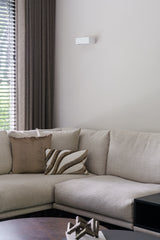 Rustig en verfijnd interieur met maatwerk en warme materialen-Angela Dam-compleet interieur,houtstructuren,kleur- en materiaaladvies,modern interieur,natureltinten,royale woning,totaalinterieur,verfijnd interieur,warme materialen,zwarte accenten-Rustig en verfijnd interieur met maatwerk-OBLY