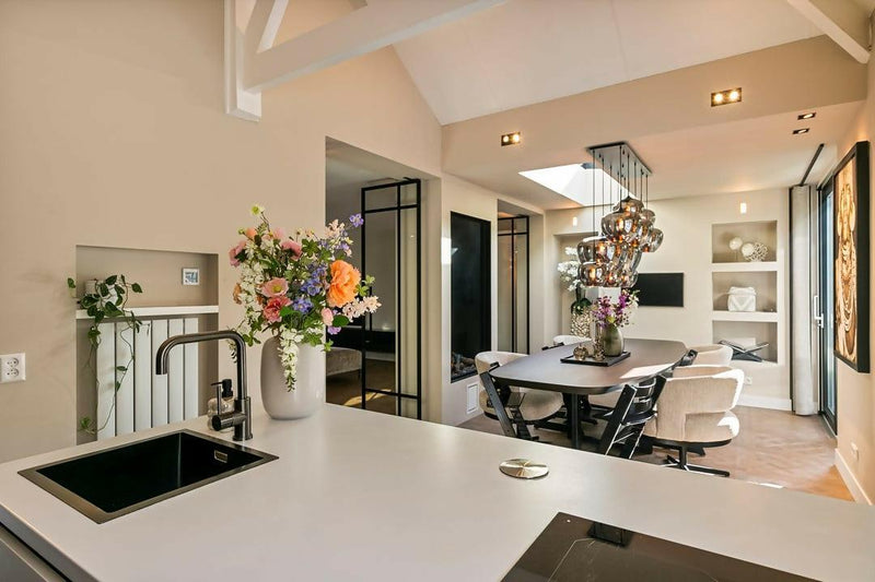 STIJLVOL CHIC HUISJE-'t Looiershuis-keuken-Stijlvol Vakantiehuis op Walcheren door Esther van Ouwerkerk-OBLY