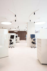 Serene Ortho-Lichtadvies 010-By Nu Interiordesign,entree / hal / trap,Entree verlichting,Japans geïnspireerd design,Lichtontwerp op maat,Minimalistisch interieur,Moderne zorgomgeving,Rustige praktijkinrichting,Serene interieur-serene-ortho-OBLY