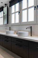 Slaapkamer met badkamer en suite-Auk Interiors-Badkamer,badkamer en suite,Badkamer inspiratie,luxe badkamer,maatwerk badkamer,Slaapkamer,slaapkamer met badkamer-Slaapkamer met badkamer en suite | Luxe maatwerk-OBLY