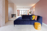 Slimme maatwerkoplossingen in een moderne gezinswoning-oker&goud-boekenkast op maat,kleur- en materiaaladvies,modern interieur,moderne woning,open leefruimte,terrazzo,trapmeubel,woonkeuken-Moderne gezinswoning met maatwerk interieur | OKER&GOUD-OBLY