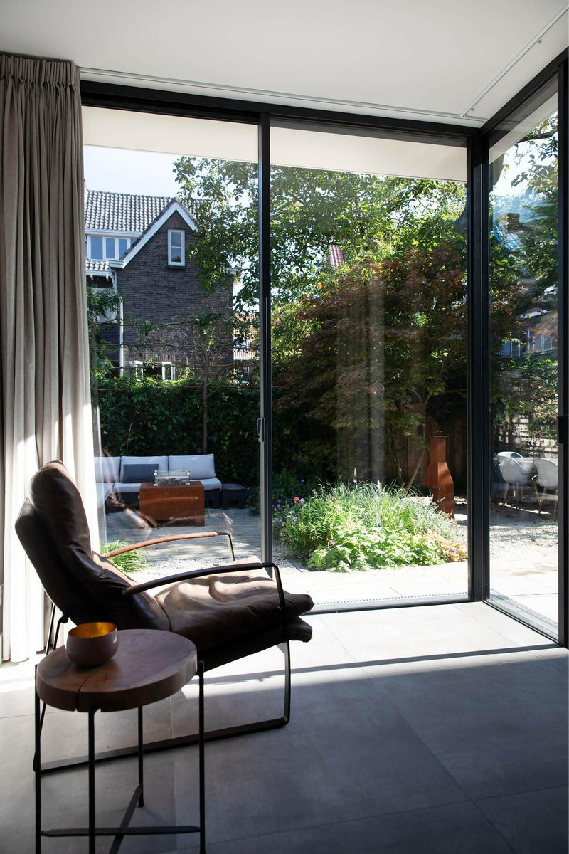 Splitlevel en uitbouw jaren ’30 huis-OBLY-keuken,renovering,woning-Souterrain verbouwen tot lichte leefruimte | Jaren ’30 huis Rotterdam-OBLY