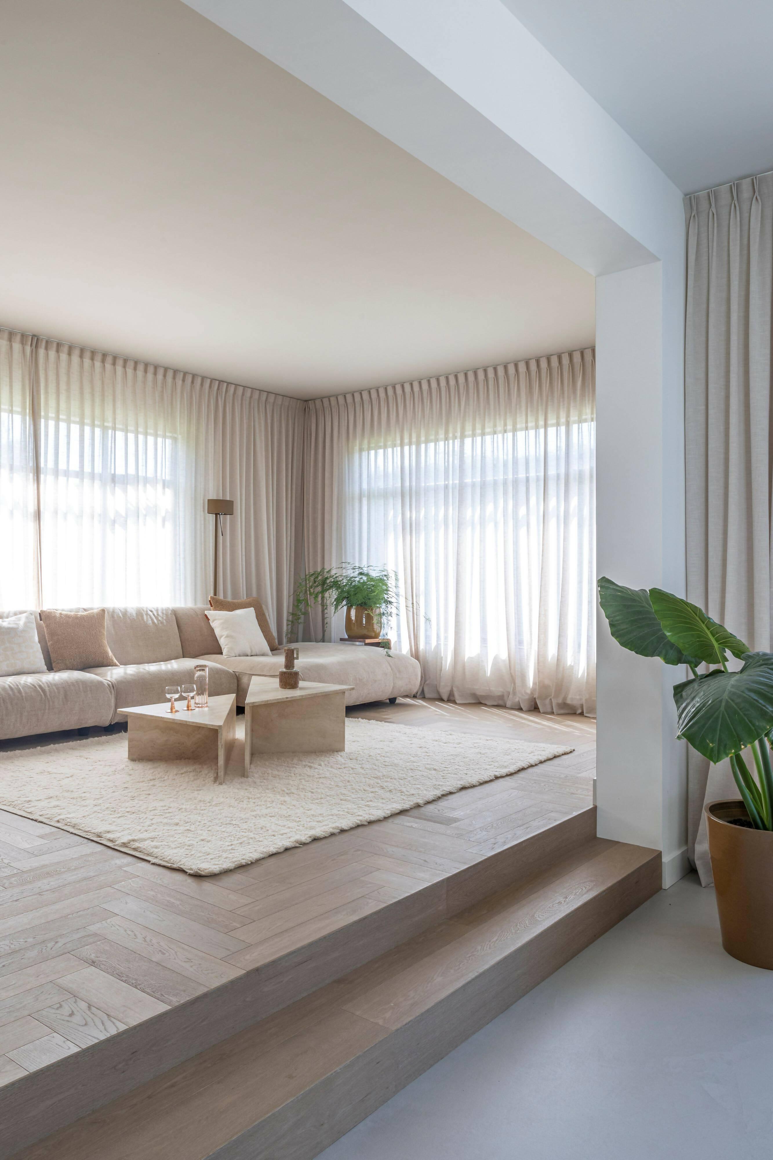 Tijdloos minimalistisch interieur-Jolanda Knook Interieurvormgeving-Interieurontwerp,Minimal design,Minimalistisch interieur,Rustig interieur,Serene sfeer,Woonkamer-Tijdloos minimalistisch interieur-OBLY