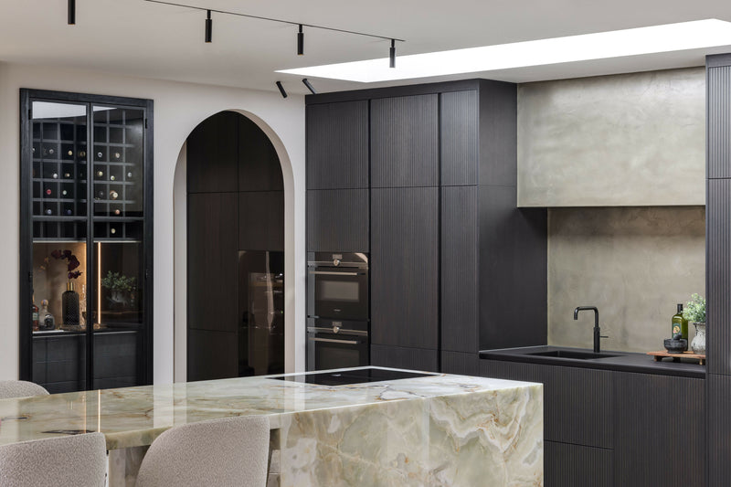 Totaalrenovatie grote jaren ’30 woning-OBLY-woonkamer-Totaalrenovatie Jaren ’30 Woning in Amsterdam | Studio Twentyfour-OBLY