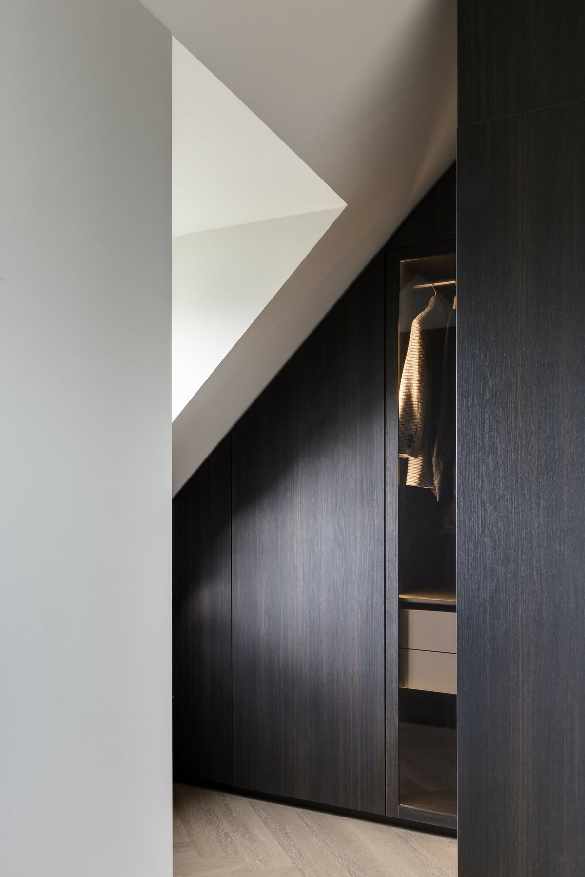 Totaalrenovatie grote jaren ’30 woning-Studio Twentyfour-Badkamer,Keuken,Messing accenten,Open indeling-Totaalrenovatie Jaren ’30 Woning in Amsterdam-OBLY