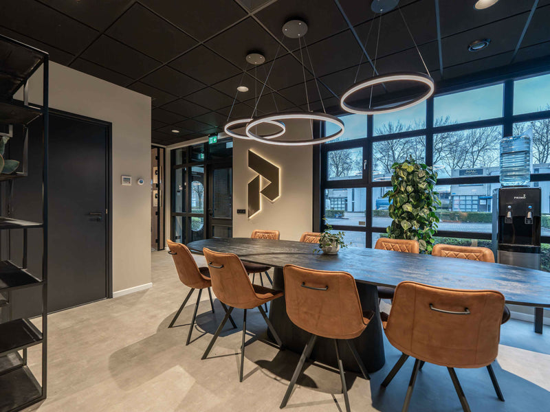 Turnkey Renovatie-Studio Boud-Entree / Hal / Trap-Turnkey Kantoorrenovatie & Inrichting | Complete Transformatie-OBLY