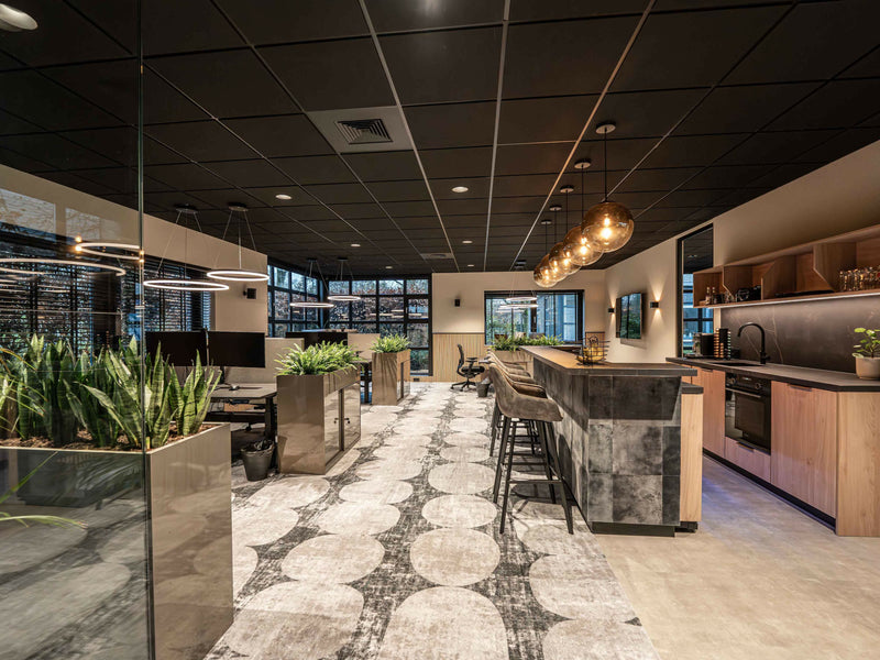 Turnkey Renovatie-Studio Boud-Entree / Hal / Trap-Turnkey Kantoorrenovatie & Inrichting | Complete Transformatie-OBLY