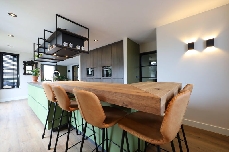 Unieke keuken met groen kookeiland-PAUL THEUWS INTERIEUR-Keuken-Unieke keuken met groen kookeiland-OBLY